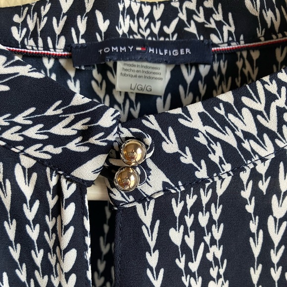 Tommy Hilfiger puff sleeve blouse - Picture 3 of 8